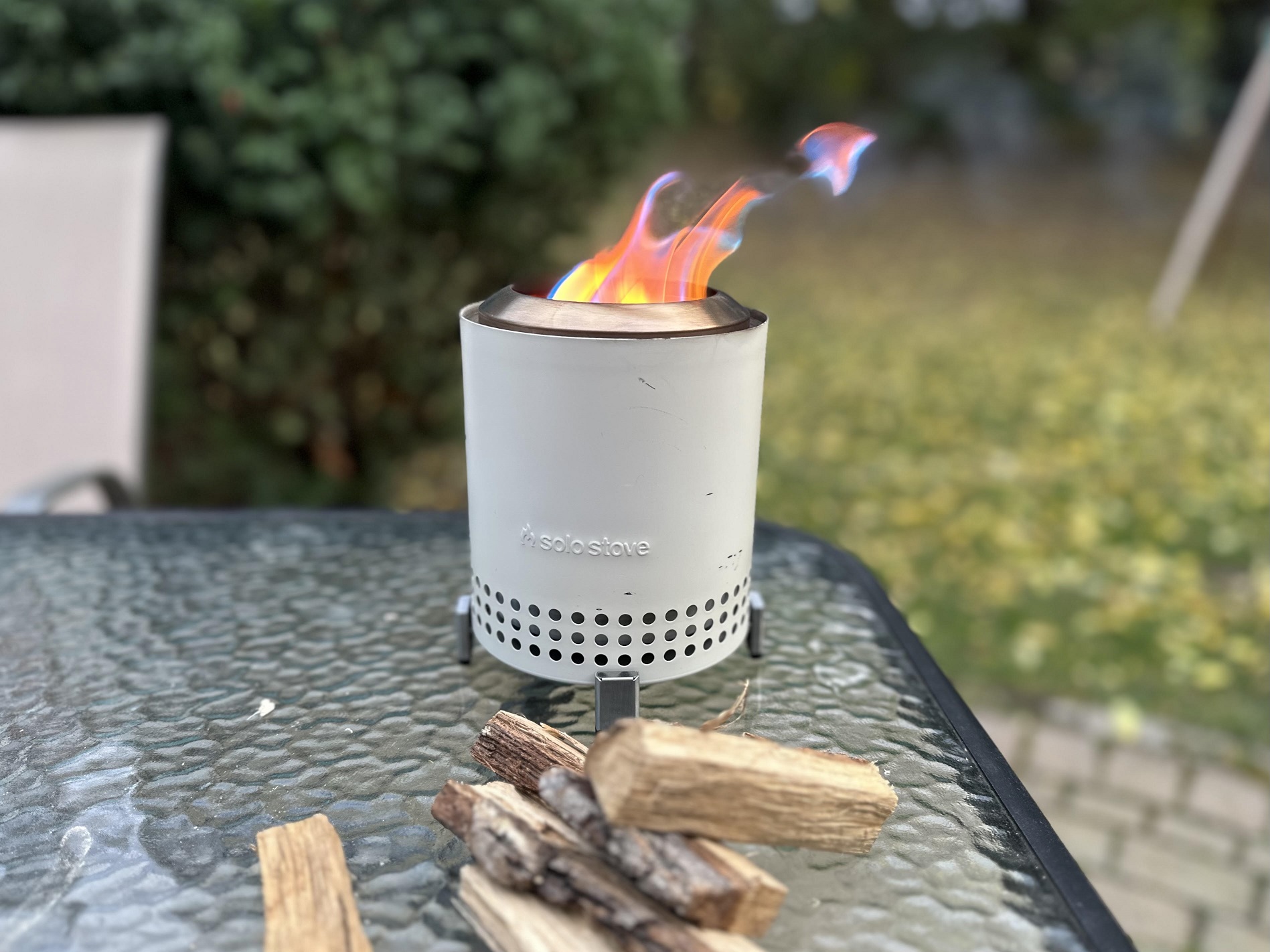 Solo Stove Mesa With Mini Oak Firewood And Color Pack 1 
