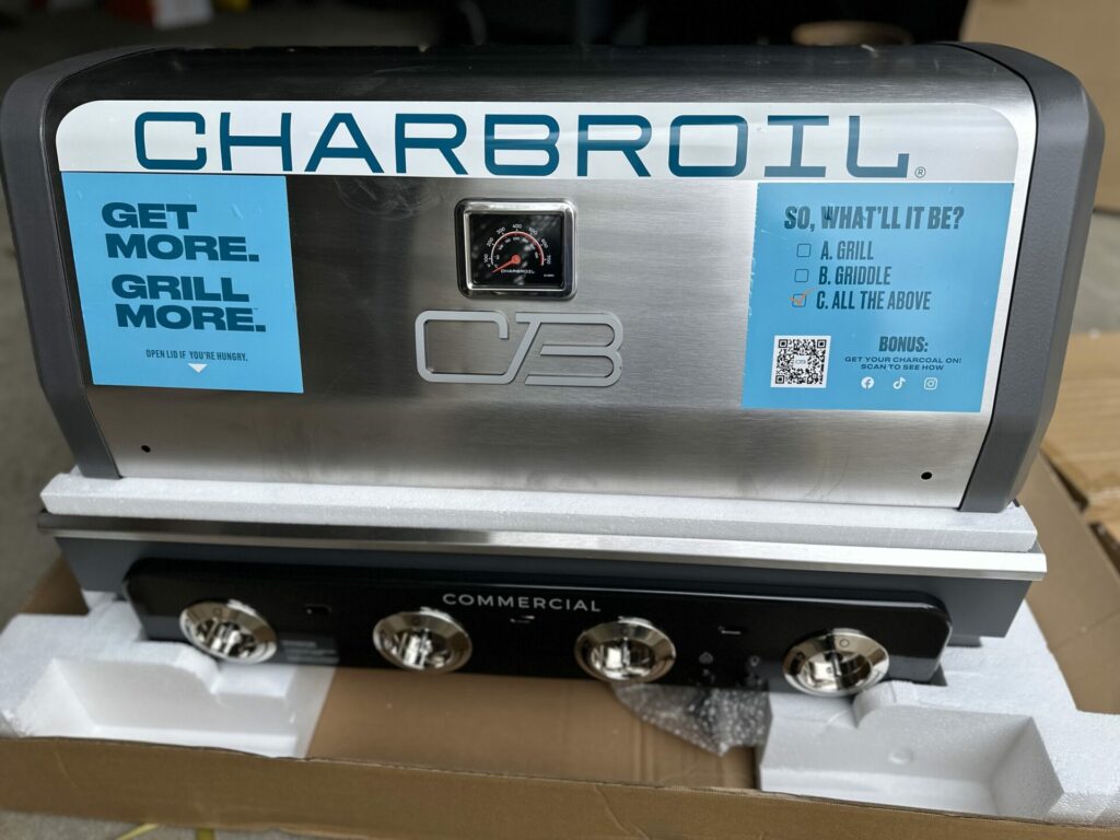 Charbroil Commercial Series Gas Grill - Assembling