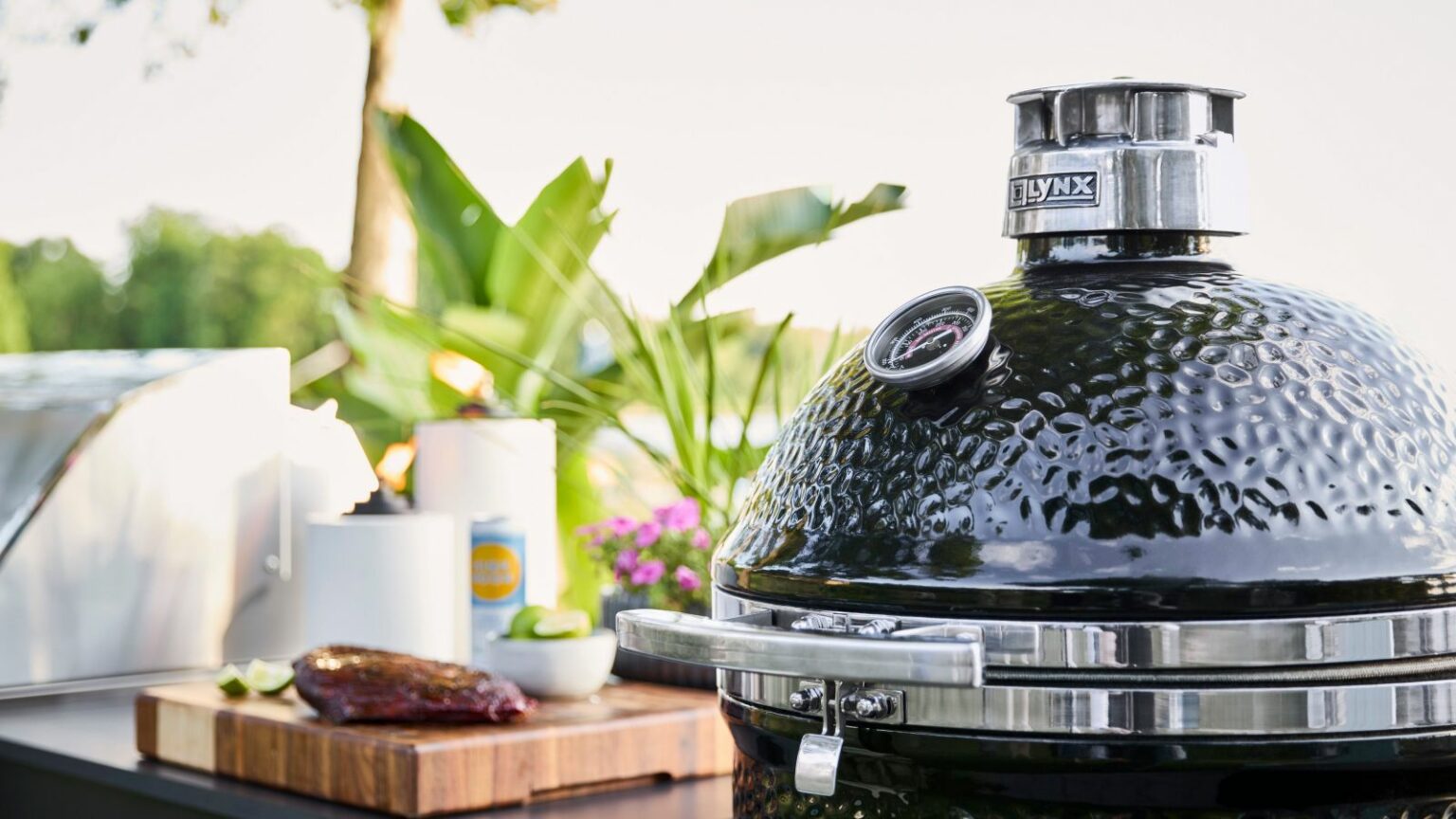 Lynx Launches New Kamado Grill that's a Crossover from Kamado Joe ...