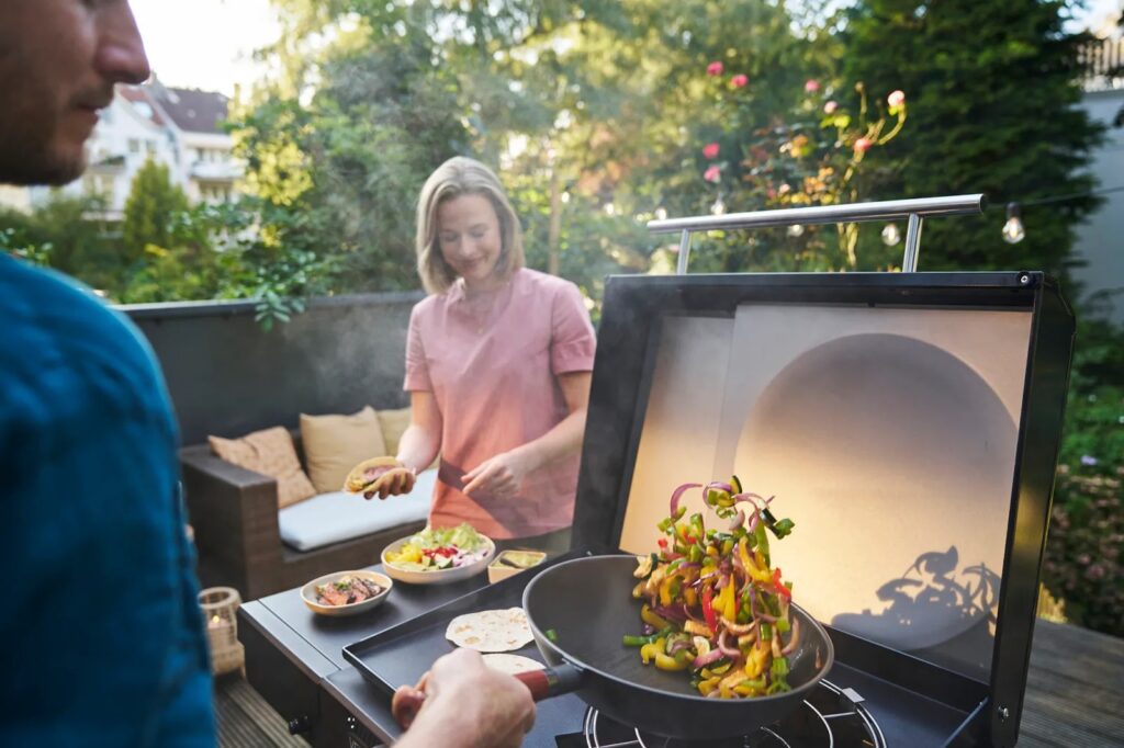 Charbroil Versa-Tile Grill Wok Holder